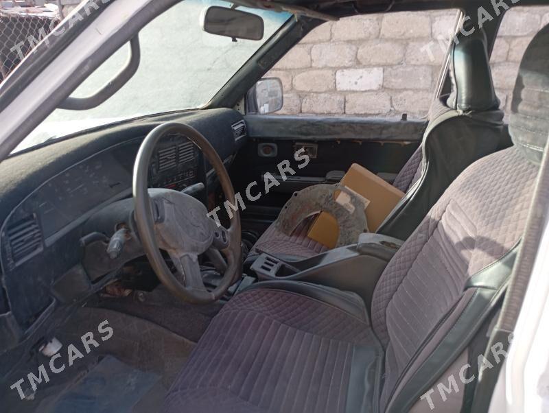 Toyota Hilux 1992 - 20 000 TMT - Анев - img 2