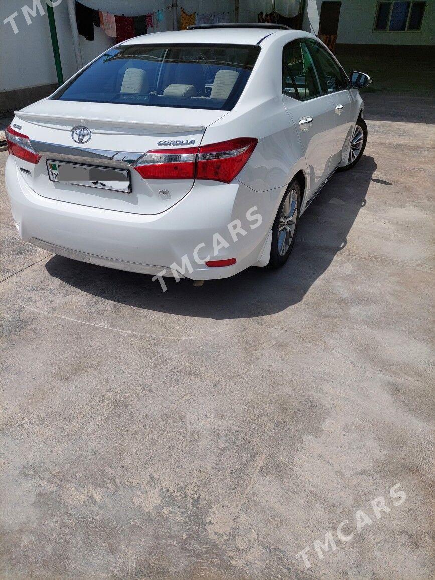 Toyota Corolla 2015 - 260 000 TMT - Aşgabat - img 4