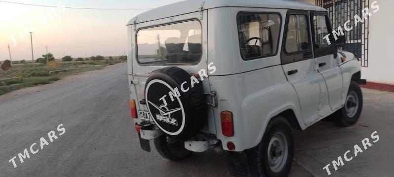 UAZ 469 2002 - 62 000 TMT - Hojambaz - img 2