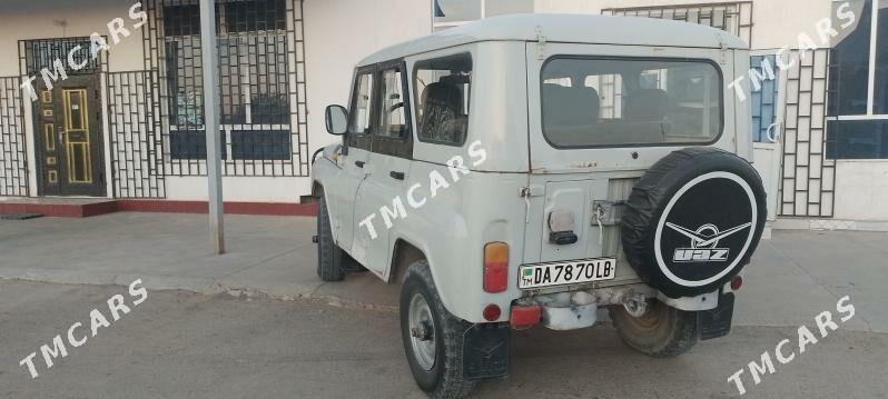 UAZ 469 2002 - 62 000 TMT - Hojambaz - img 6