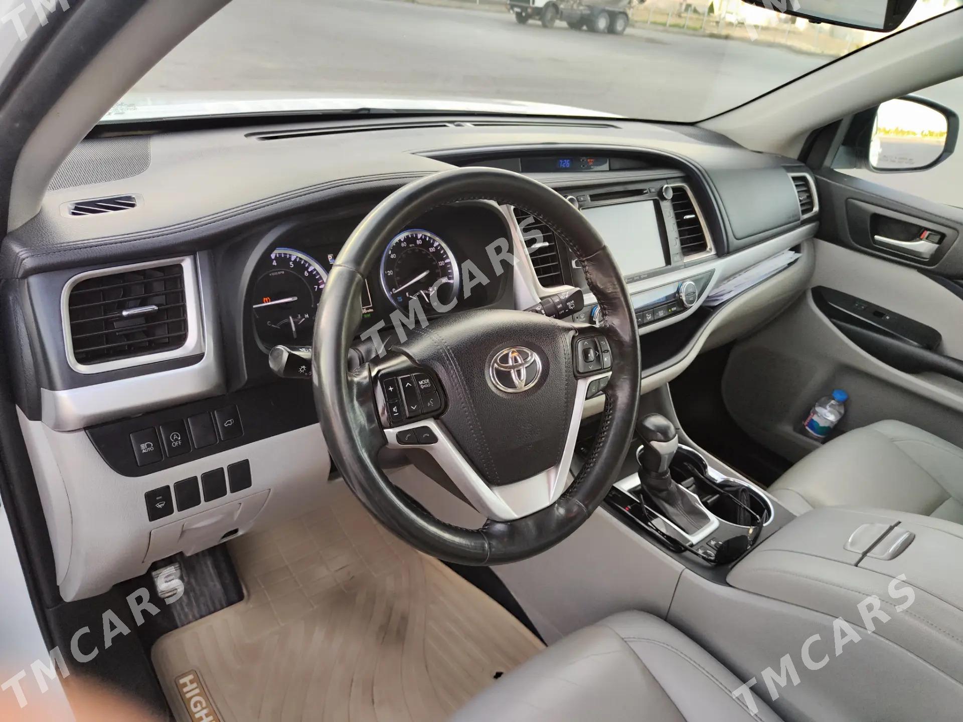 Toyota Highlander 2019 - 440 000 TMT - Daşoguz - img 4