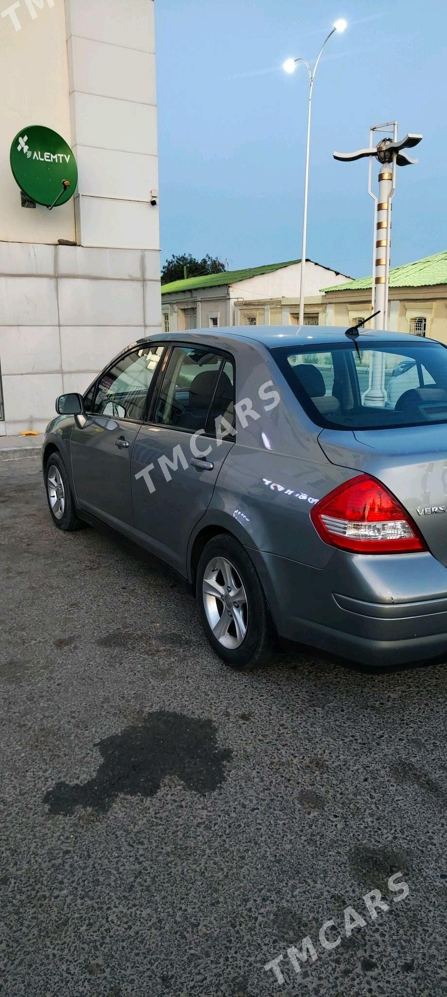 Nissan Versa 2010 - 95 000 TMT - Туркменабат - img 4