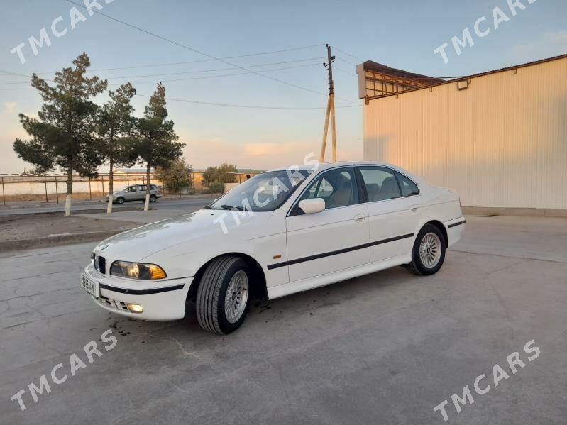 BMW E39 1998 - 120 000 TMT - Мары - img 3
