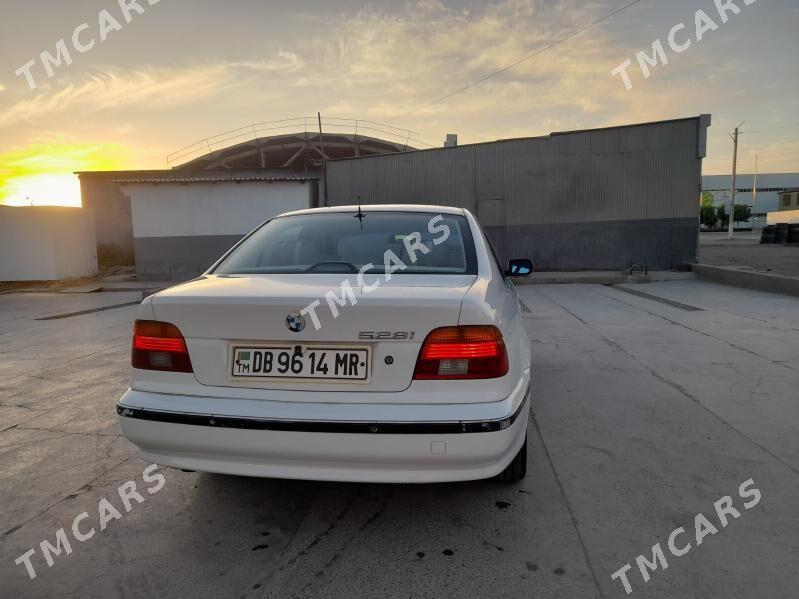 BMW E39 1998 - 120 000 TMT - Мары - img 5