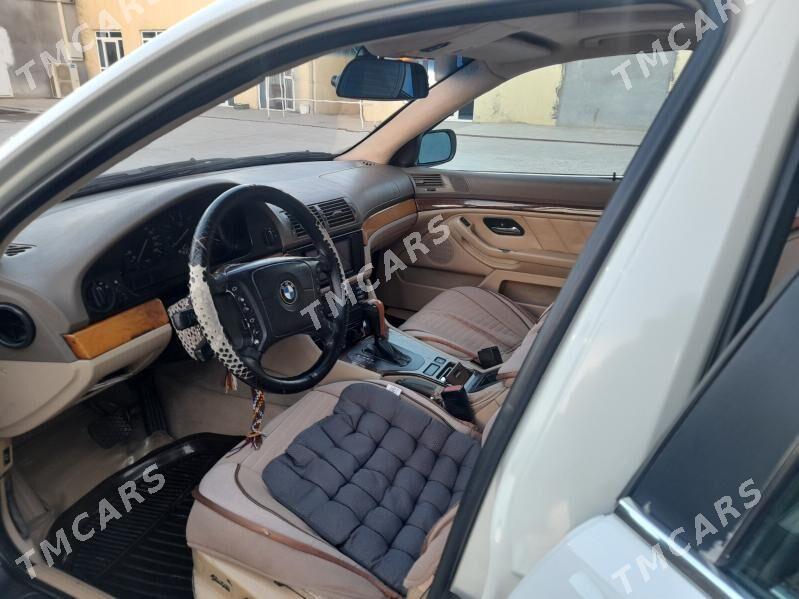 BMW E39 1998 - 120 000 TMT - Мары - img 6