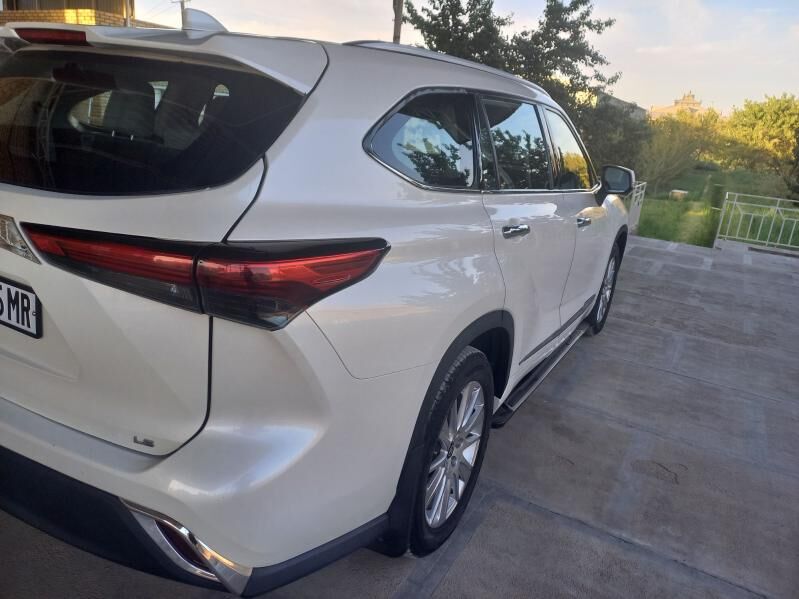 Toyota Highlander 2021 - 500 000 TMT - Мары - img 4