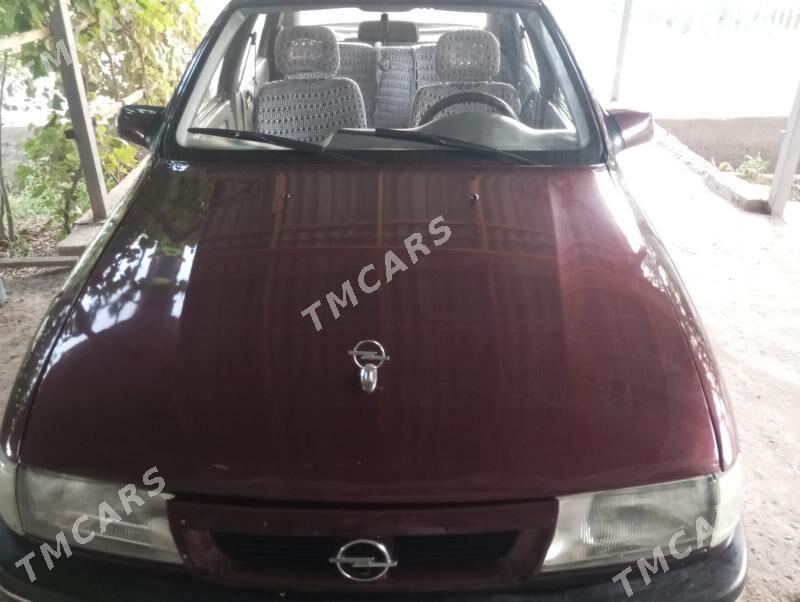 Opel Vectra 1991 - 36 000 TMT - Губадаг - img 2