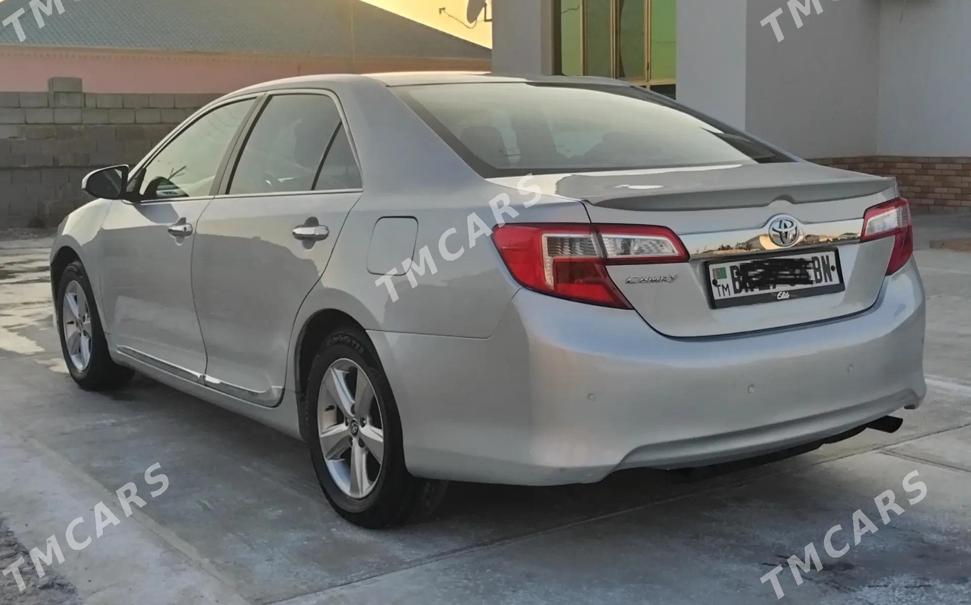 Toyota Camry 2012 - 195 000 TMT - Balkanabat - img 2