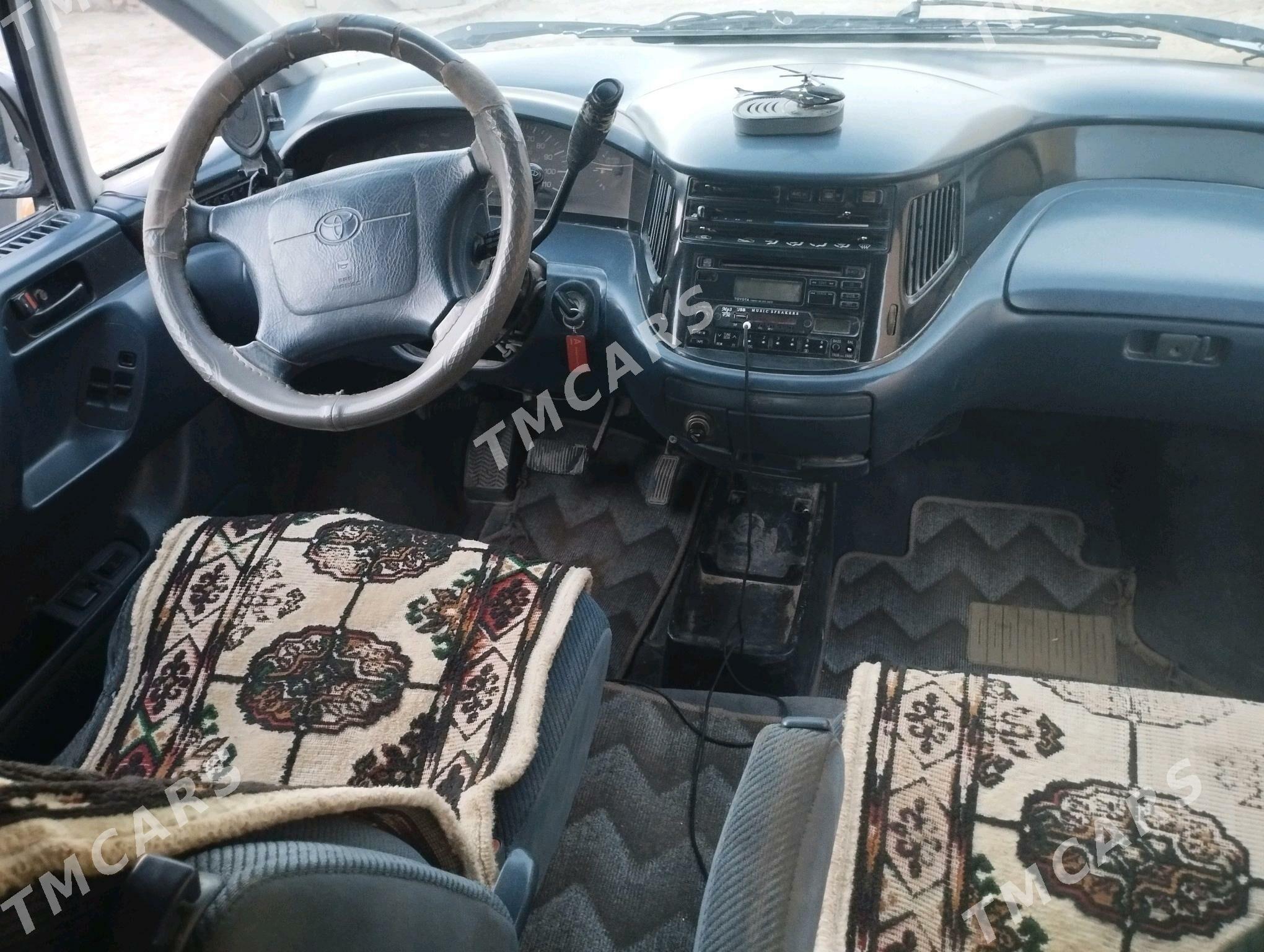Toyota Previa 1992 - 81 000 TMT - Халач - img 8