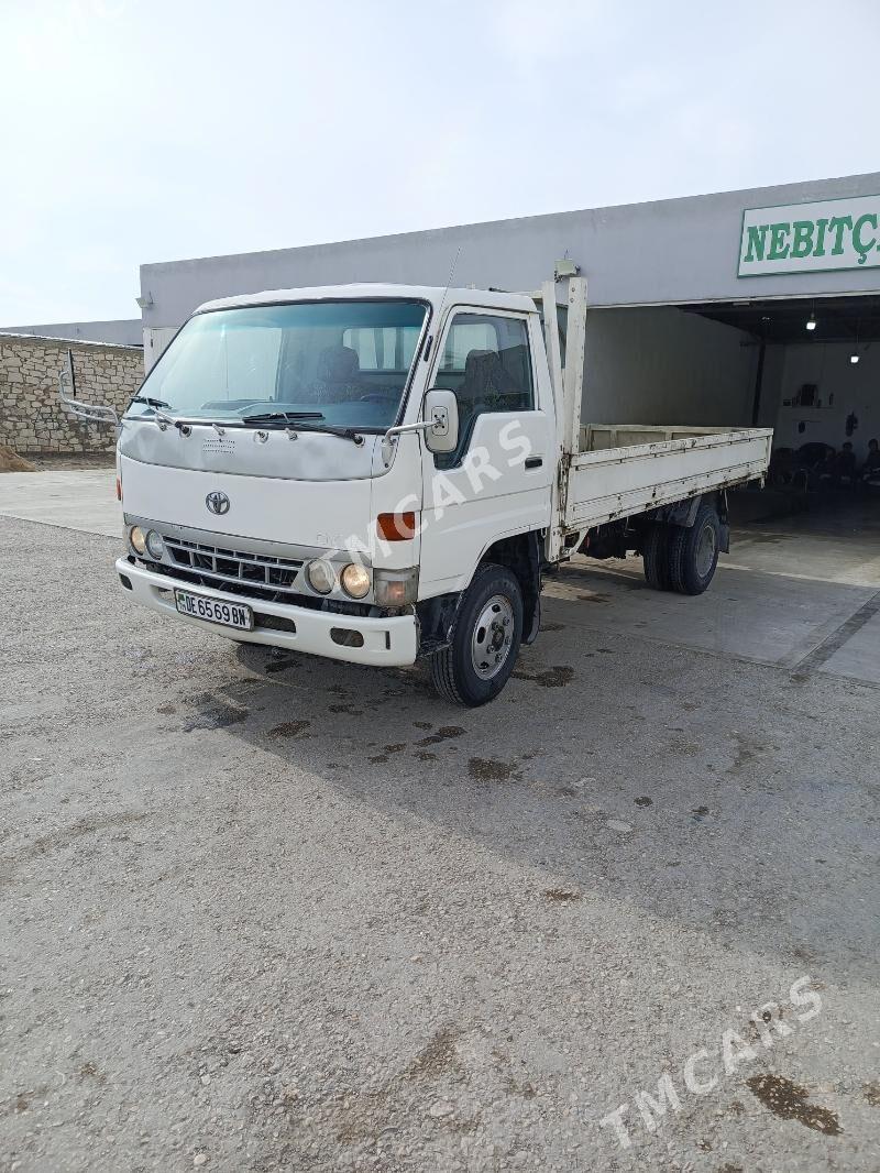 Toyota Dyna 2001 - 150 000 TMT - Balkanabat - img 2