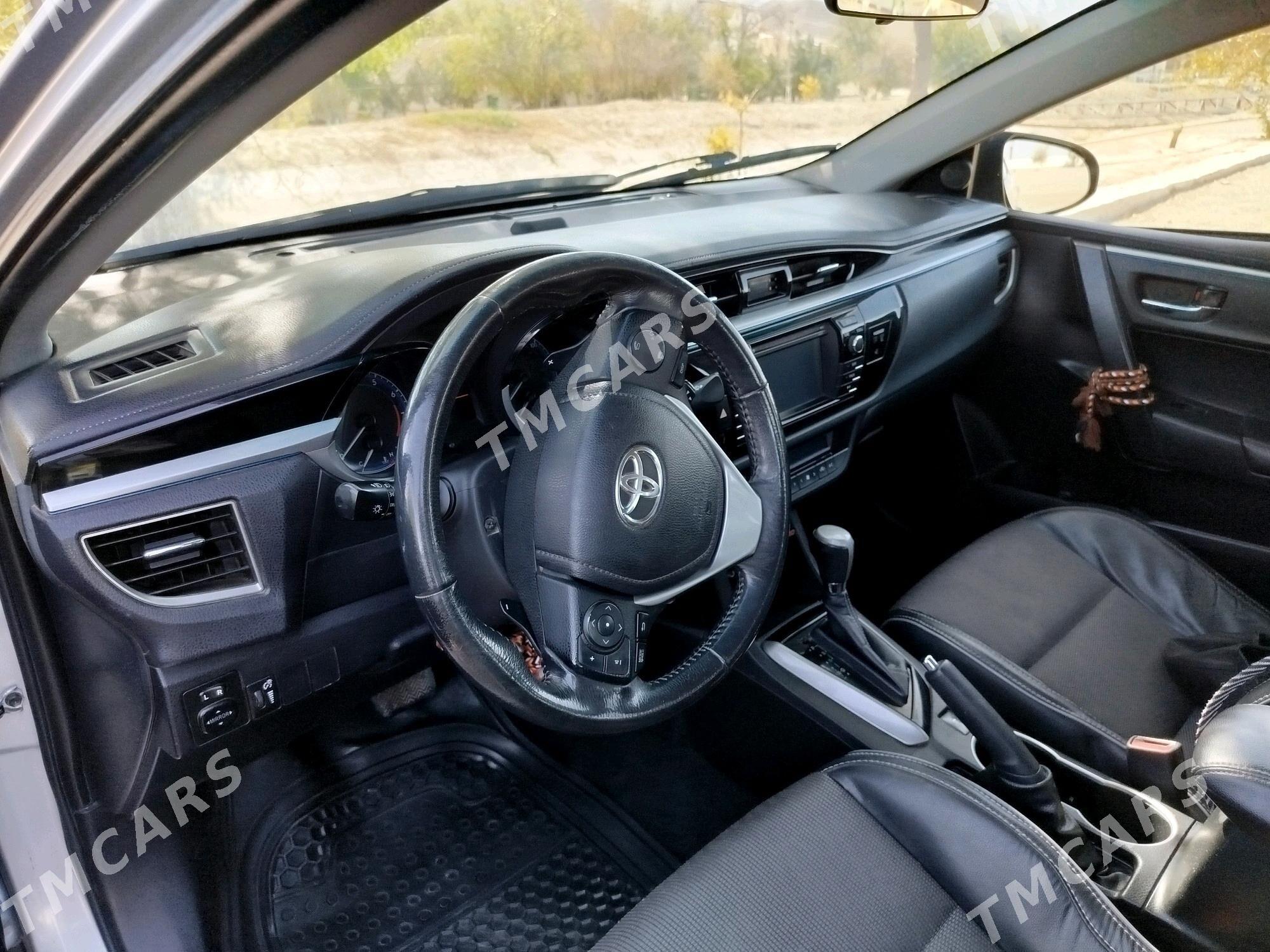 Toyota Corolla 2016 - 200 000 TMT - Гёкдепе - img 4