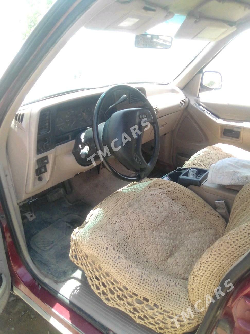 Ford Explorer 1993 - 46 000 TMT - Tejen - img 5
