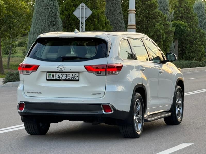 Toyota Highlander 2017 - 435 000 TMT - Ашхабад - img 5