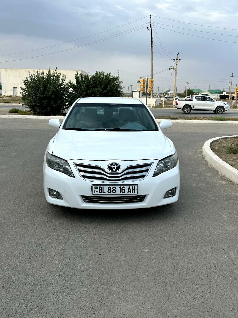 Toyota Camry 2011 - 172 000 TMT - Бахарден - img 3