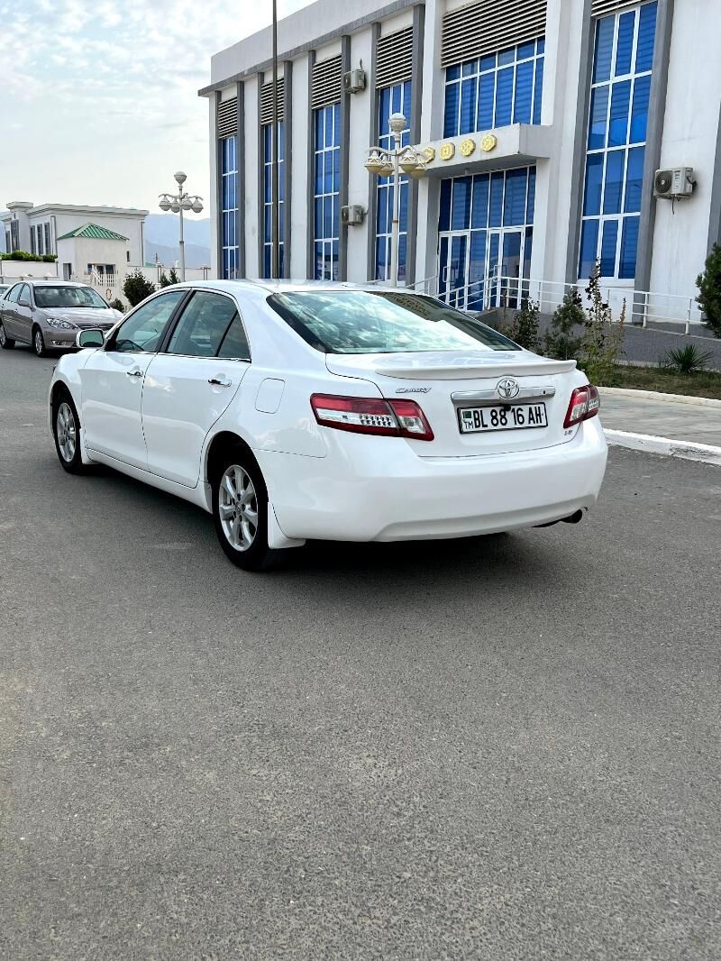 Toyota Camry 2011 - 172 000 TMT - Бахарден - img 4