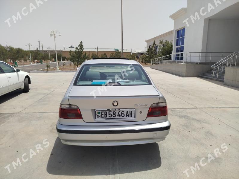 BMW E39 2000 - 105 000 TMT - Änew - img 4