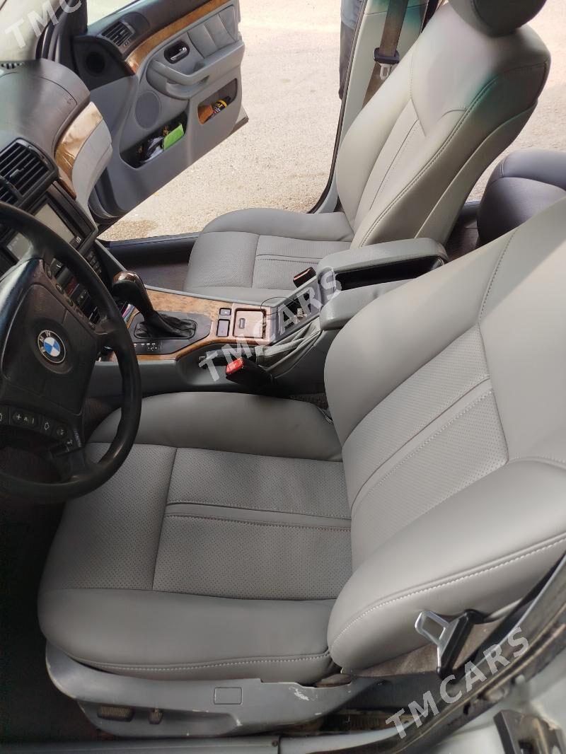 BMW E39 2000 - 105 000 TMT - Änew - img 9
