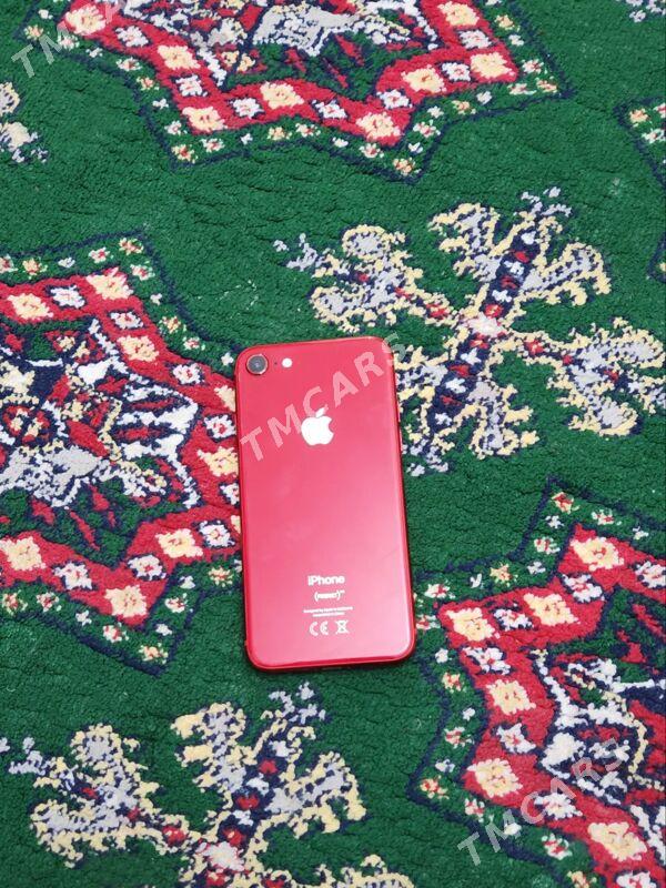 iphone 8 red - Кëши - img 2