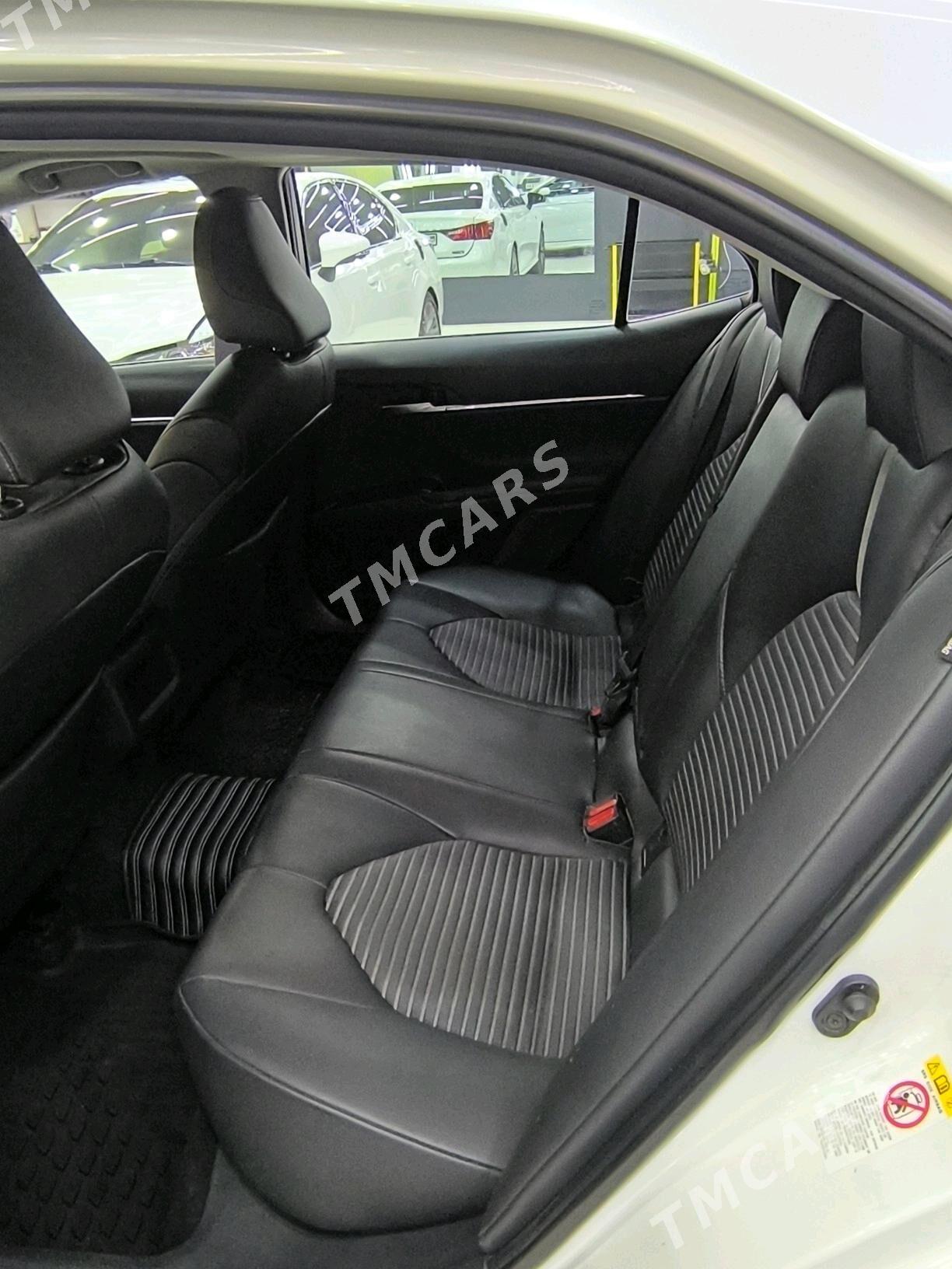 Toyota Camry 2018 - 300 000 TMT - Ашхабад - img 6