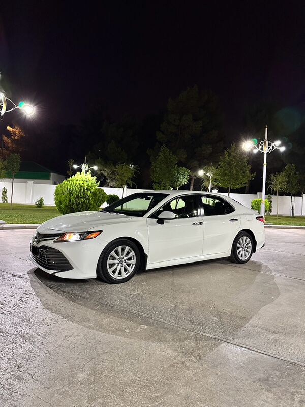 Toyota Camry 2018 - 310 000 TMT - Aşgabat - img 7