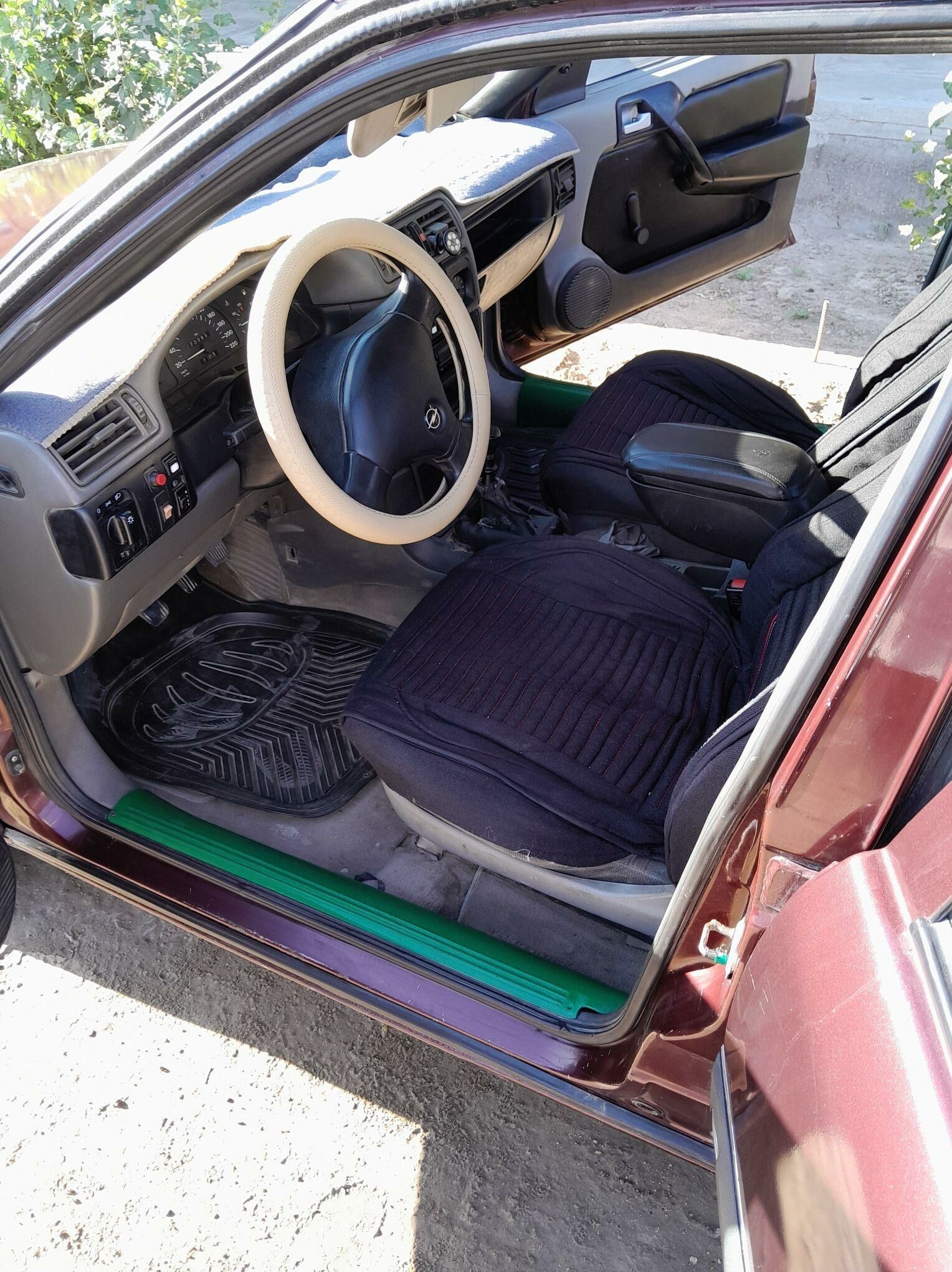 Opel Vectra 1991 - 35 000 TMT - Фарап - img 10