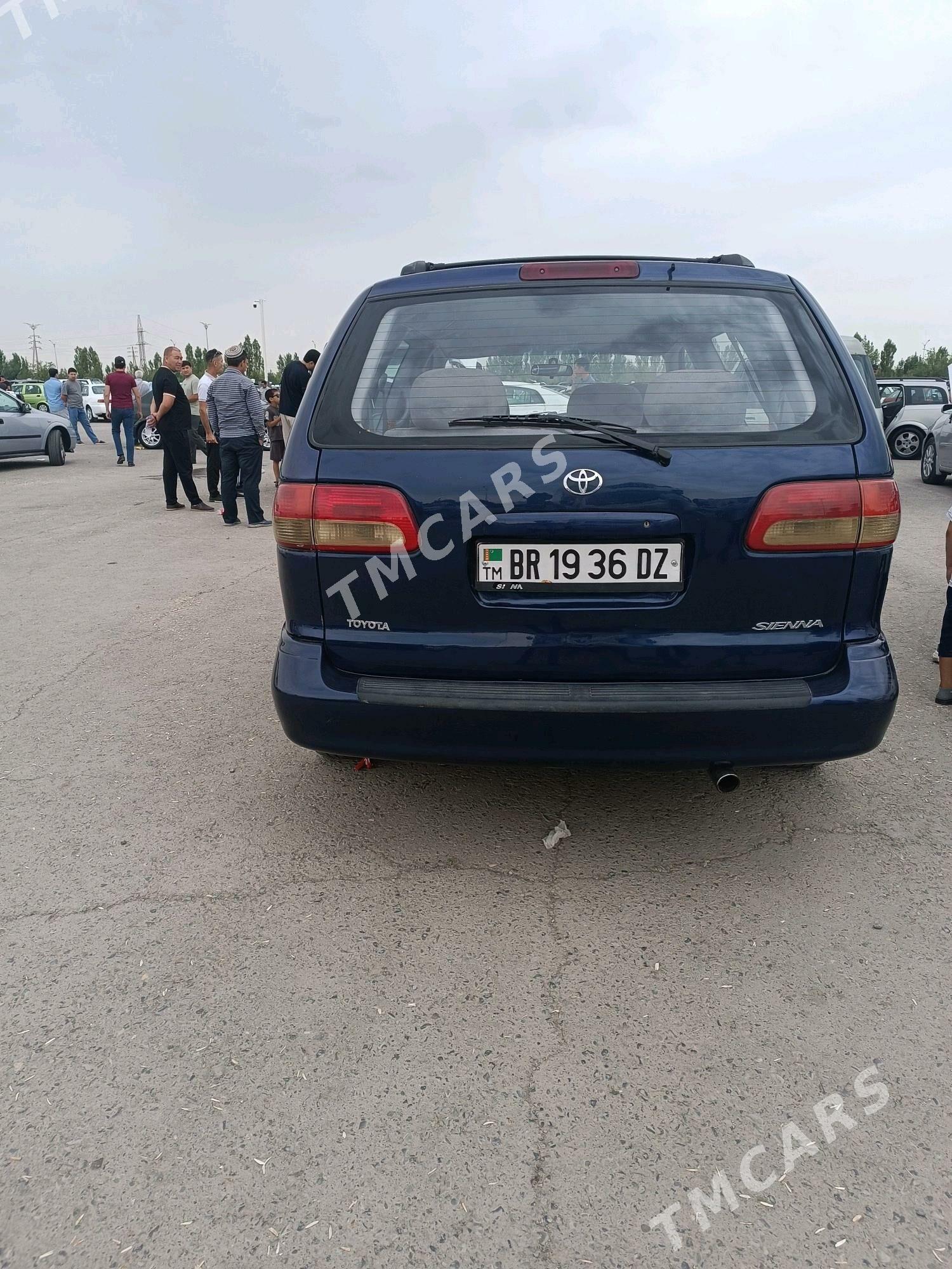 Toyota Sienna 2001 - 140 000 TMT - Шабатский этрап - img 4