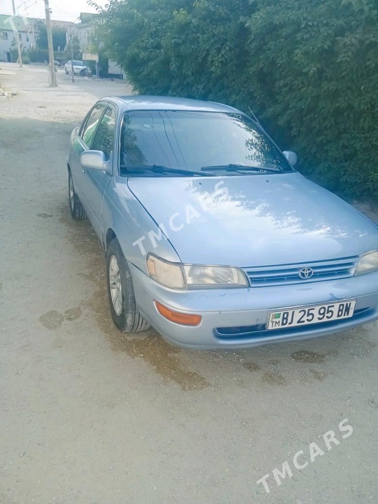 Toyota Corolla 1996 - 55 000 TMT - Балканабат - img 4