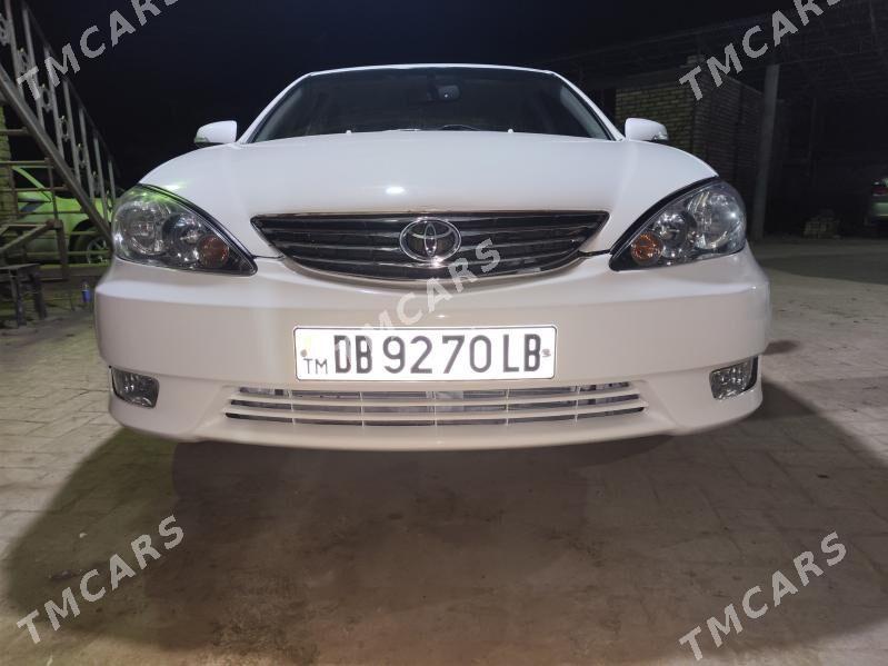 Toyota Camry 2004 - 130 000 TMT - Halaç - img 2