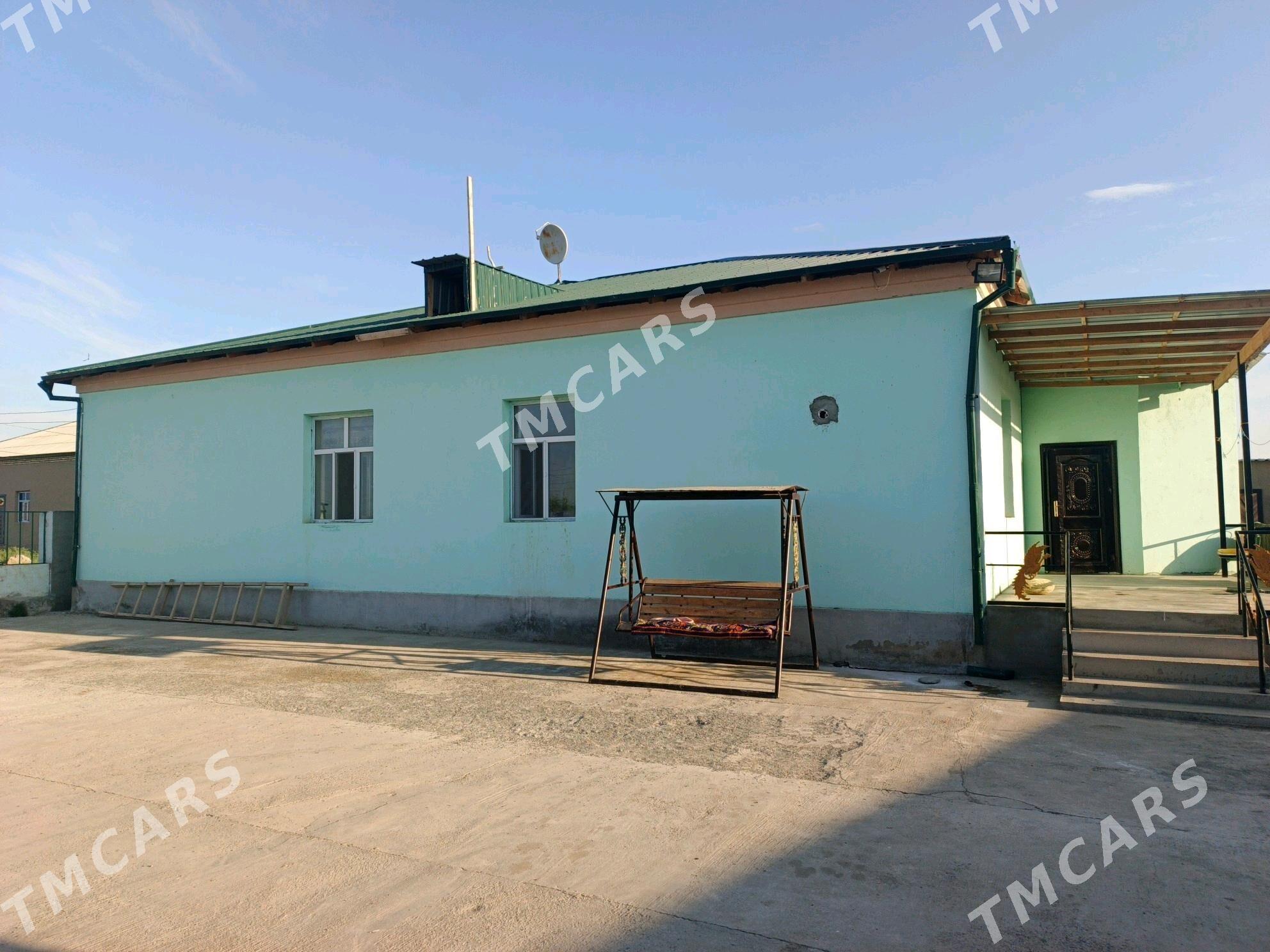 Jaý 30 ýyllyk satlyk - Гурбансолтан Едже - img 3