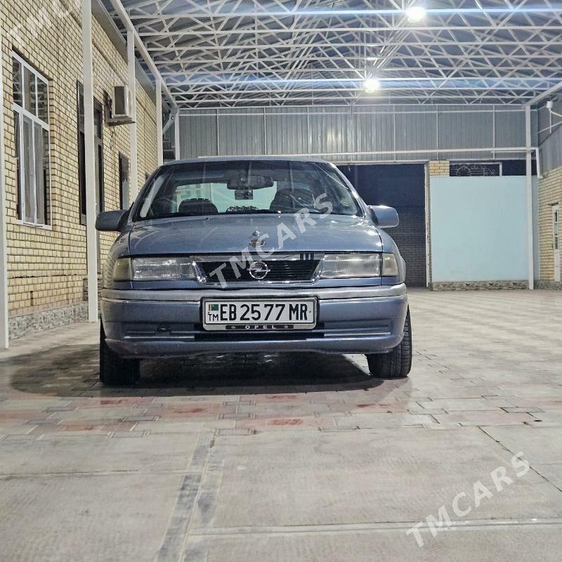 Opel Vectra 1991 - 40 000 TMT - Mary - img 9