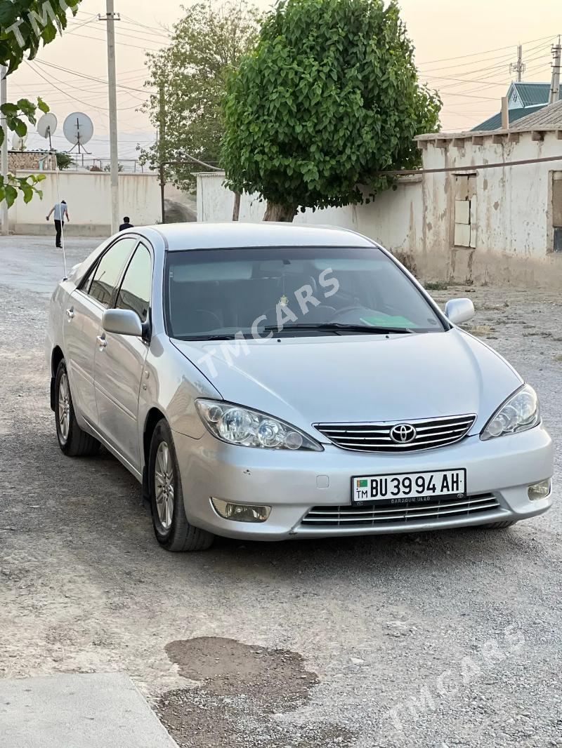 Toyota Camry 2002 - 158 000 TMT - Кака - img 2