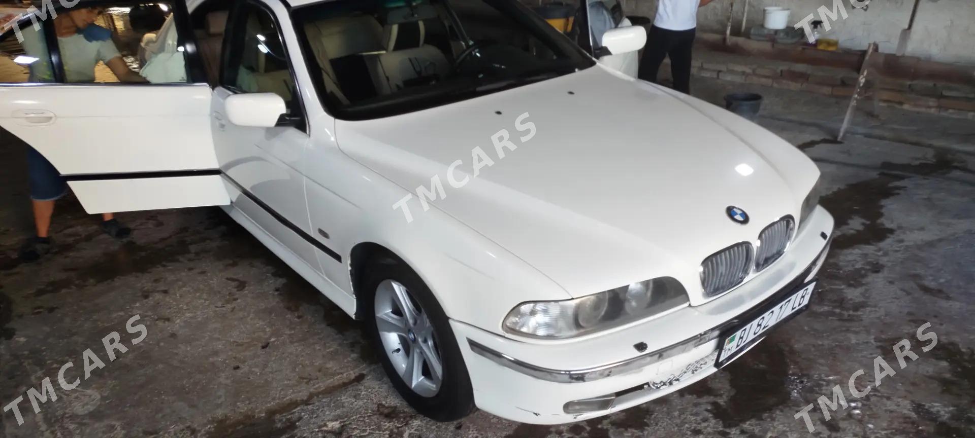 BMW E39 2000 - 80 000 TMT - Türkmenabat - img 3