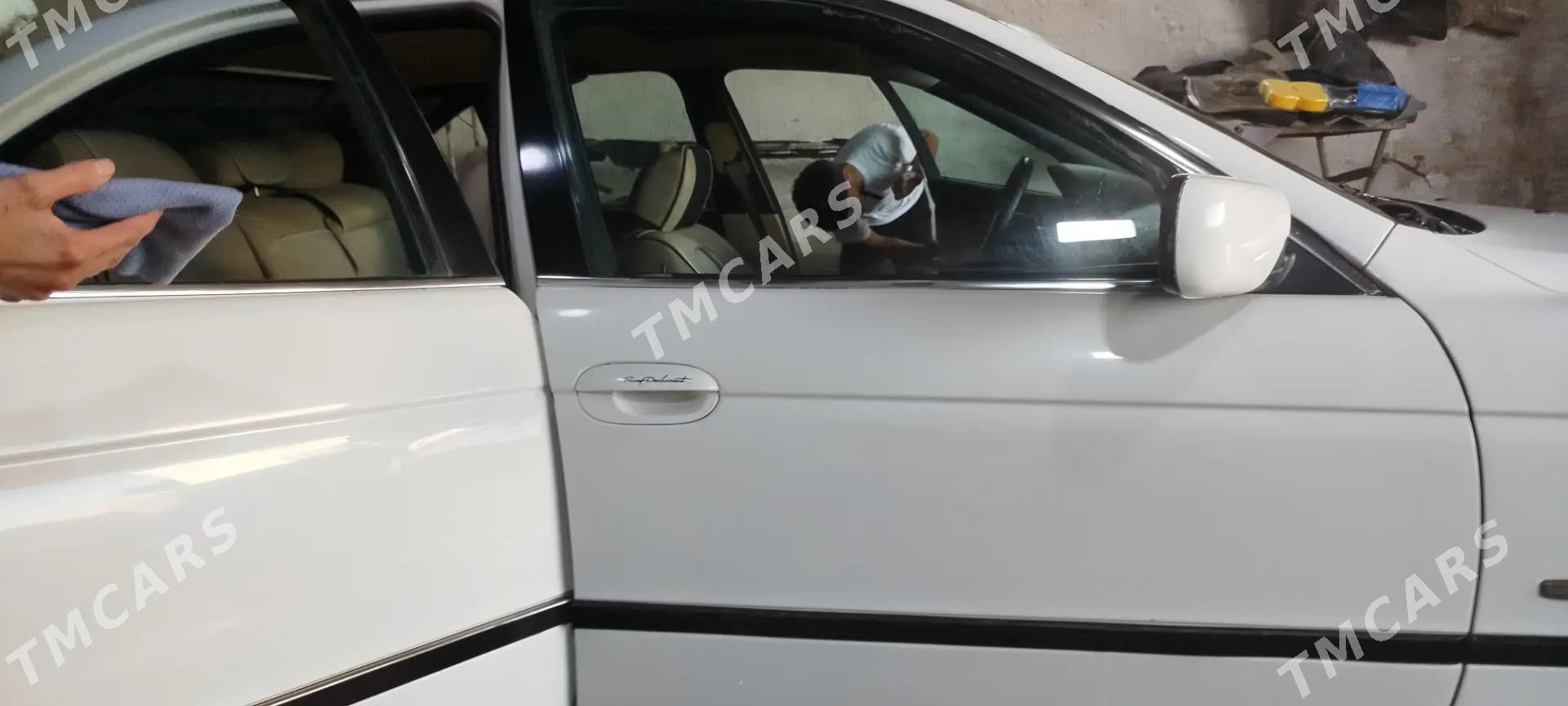 BMW E39 2000 - 80 000 TMT - Türkmenabat - img 2