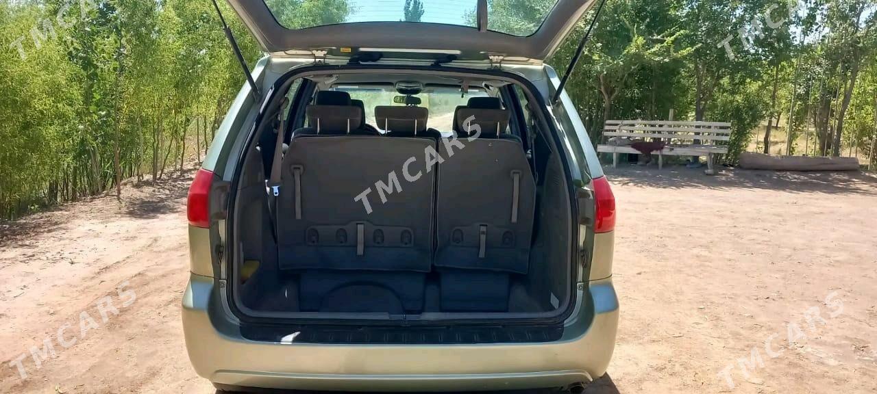 Toyota Sienna 2009 - 240 000 TMT - Türkmenbaşy etr. - img 3