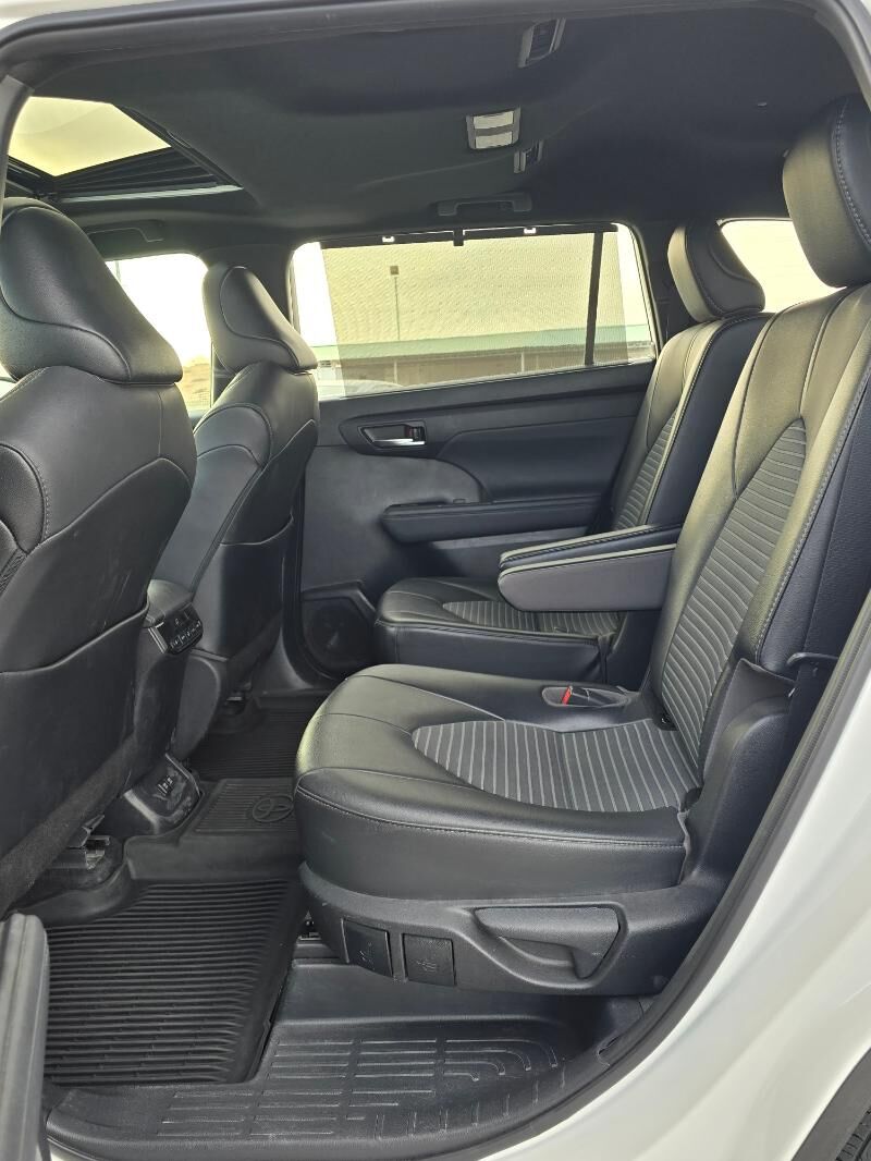 Toyota Highlander 2021 - 510 000 TMT - Aşgabat - img 5