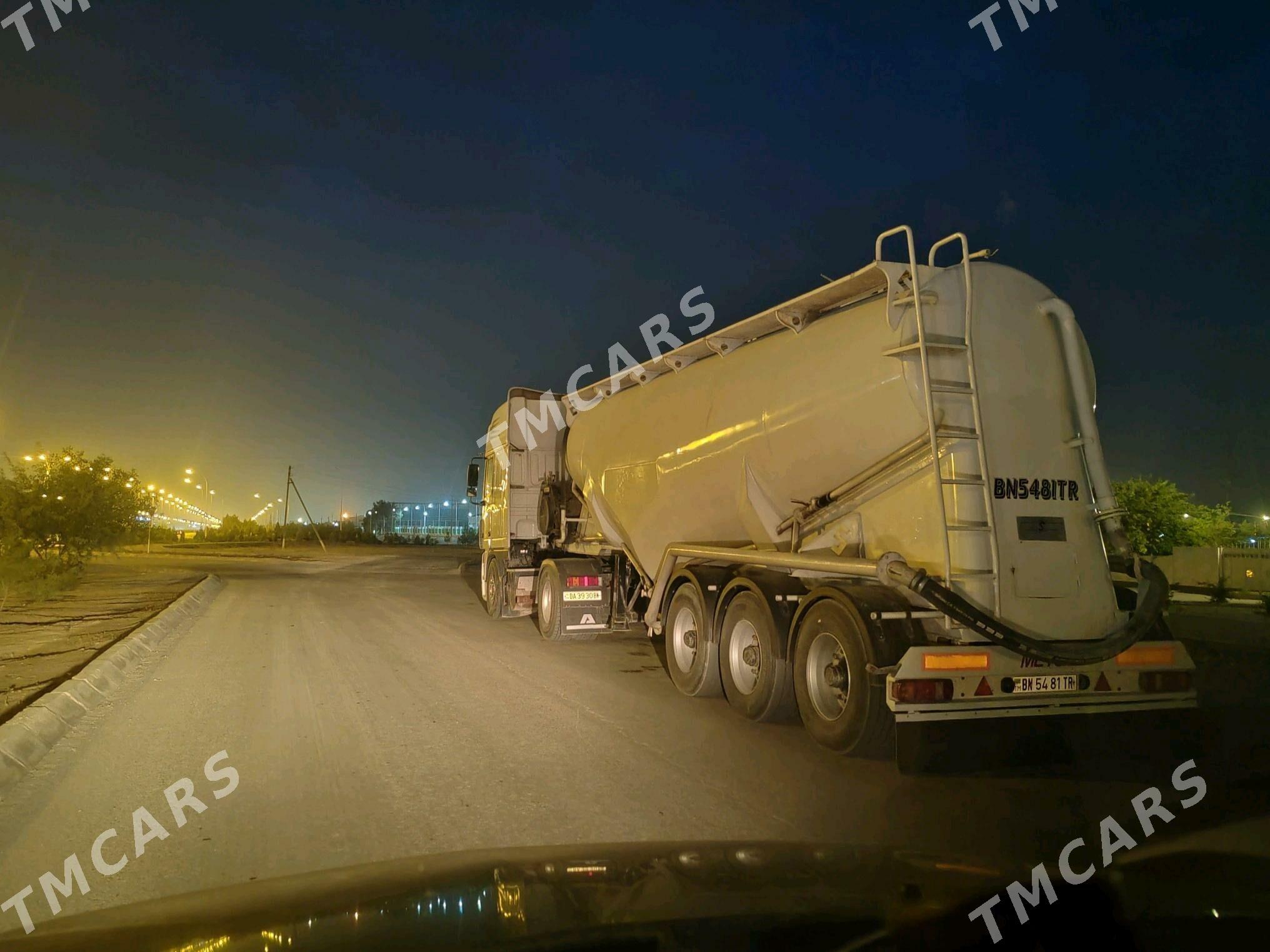 DAF FX 95 2000 - 8 400 000 TMT - Balkanabat - img 2