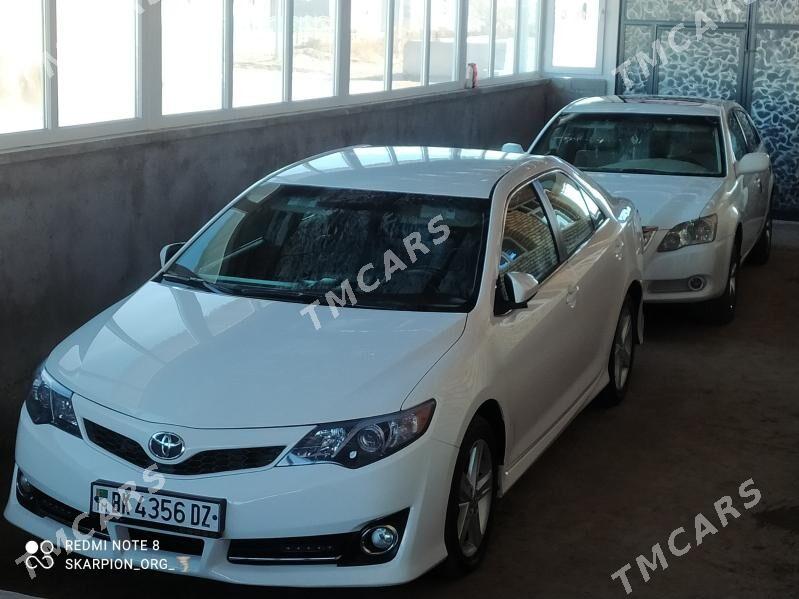 Toyota Camry 2013 - 250 000 TMT - Şabat etr. - img 4