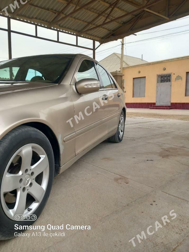 Mercedes-Benz C320 2003 - 82 000 TMT - Gumdag - img 2