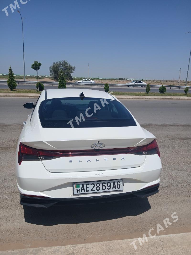 Hyundai Elantra 2021 - 230 000 TMT - Täze zaman - img 8