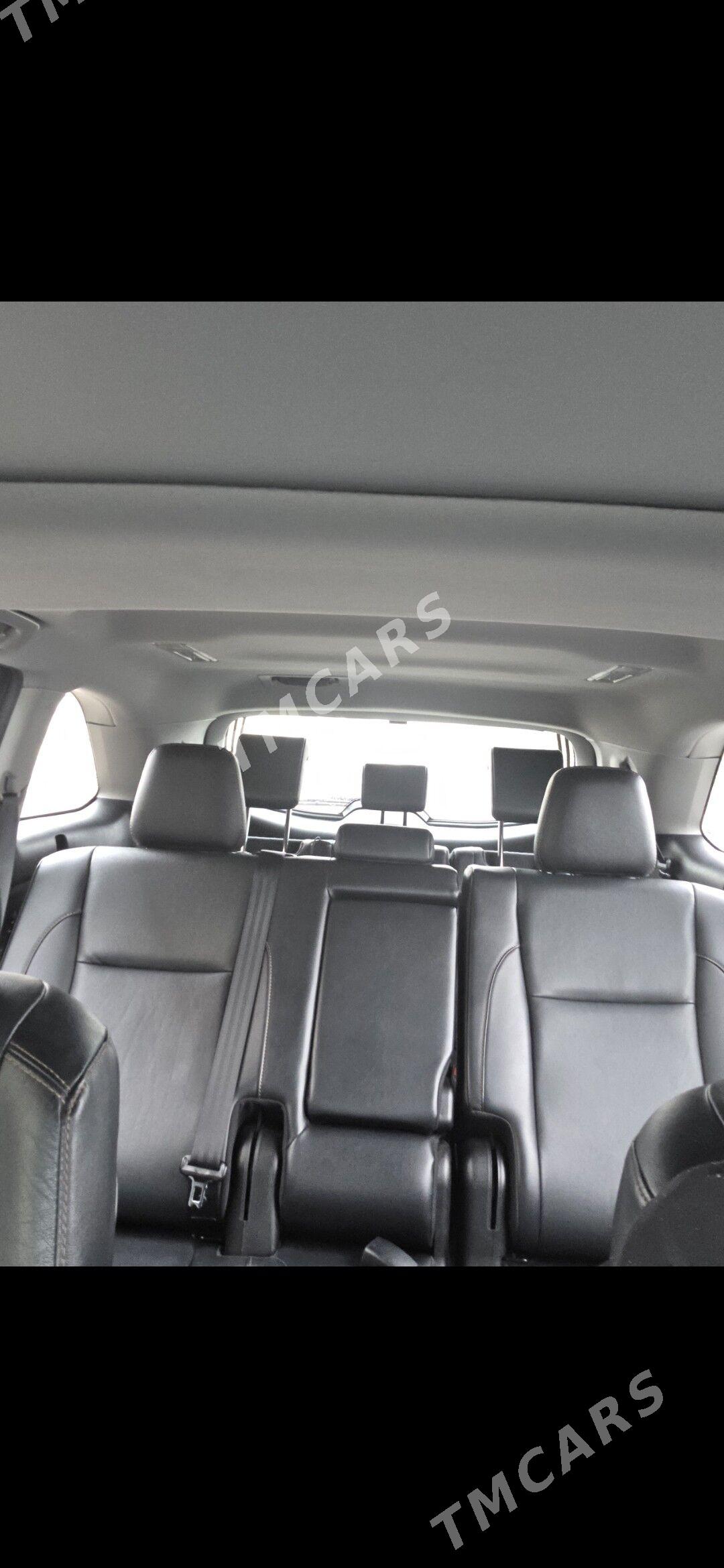 Toyota Highlander 2019 - 490 000 TMT - Туркменабат - img 7