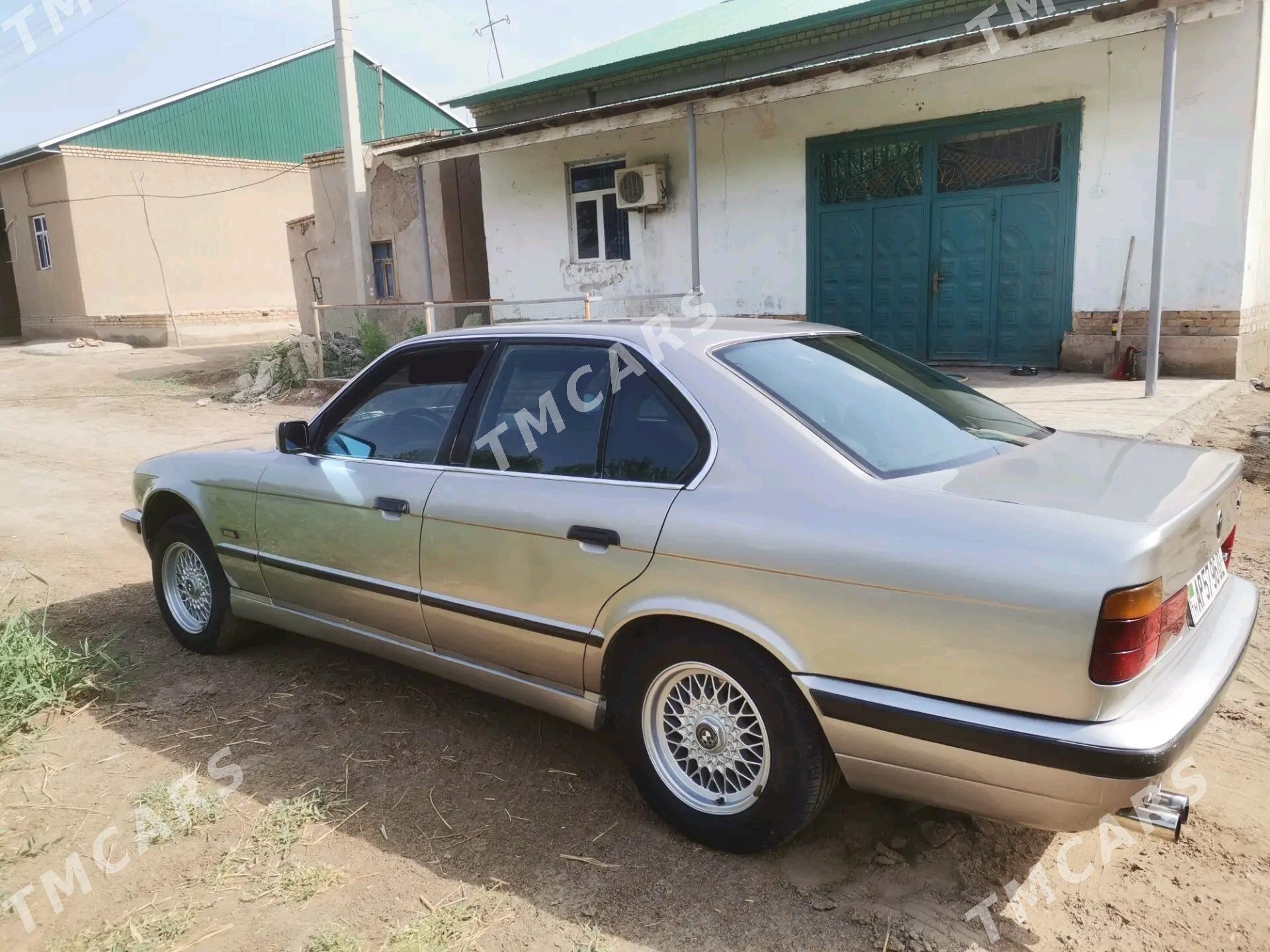BMW 525 1990 - 42 000 TMT - Köneürgenç - img 4