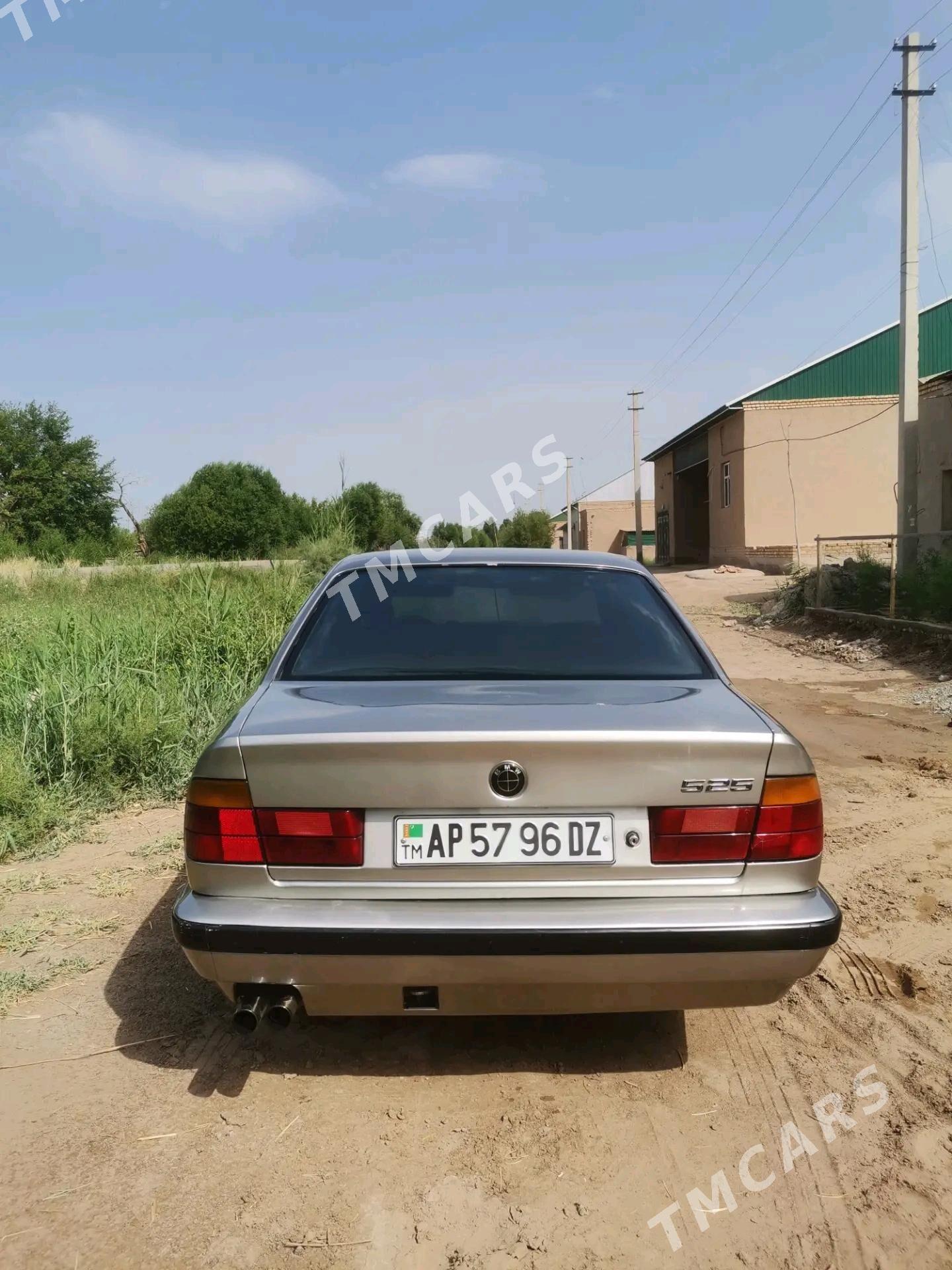 BMW 525 1990 - 42 000 TMT - Köneürgenç - img 5