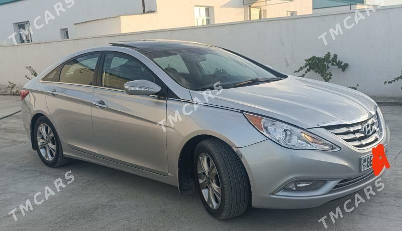 Hyundai Sonata 2013 - 160 000 TMT - Бахарден - img 4