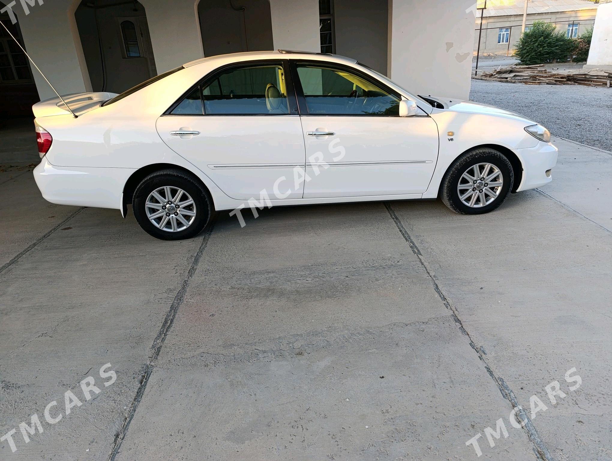 Toyota Camry 2004 - 195 000 TMT - "Altyn Asyr" Gündogar bazary (Jygyllyk) - img 2