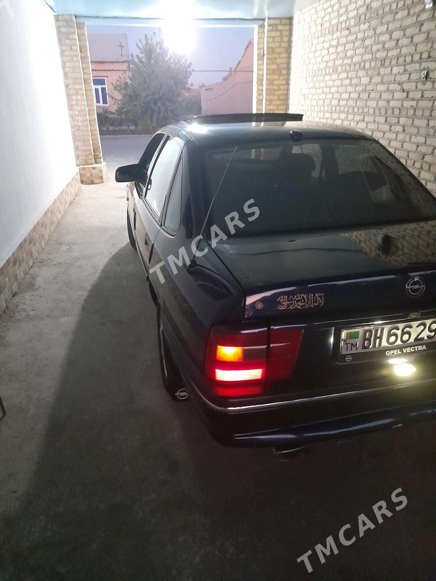 Opel Vectra 1995 - 37 000 TMT - Саят - img 6