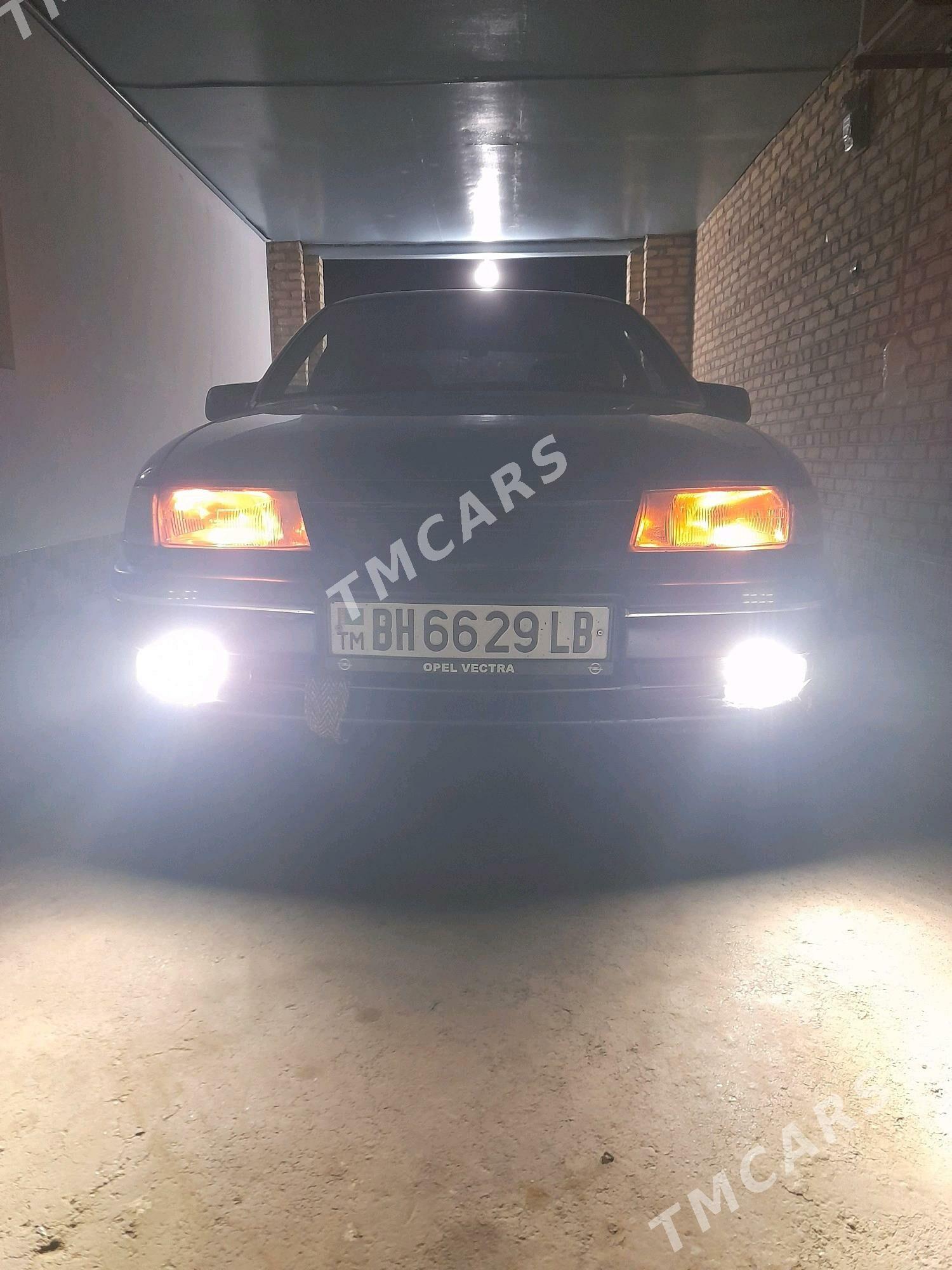 Opel Vectra 1995 - 37 000 TMT - Саят - img 3