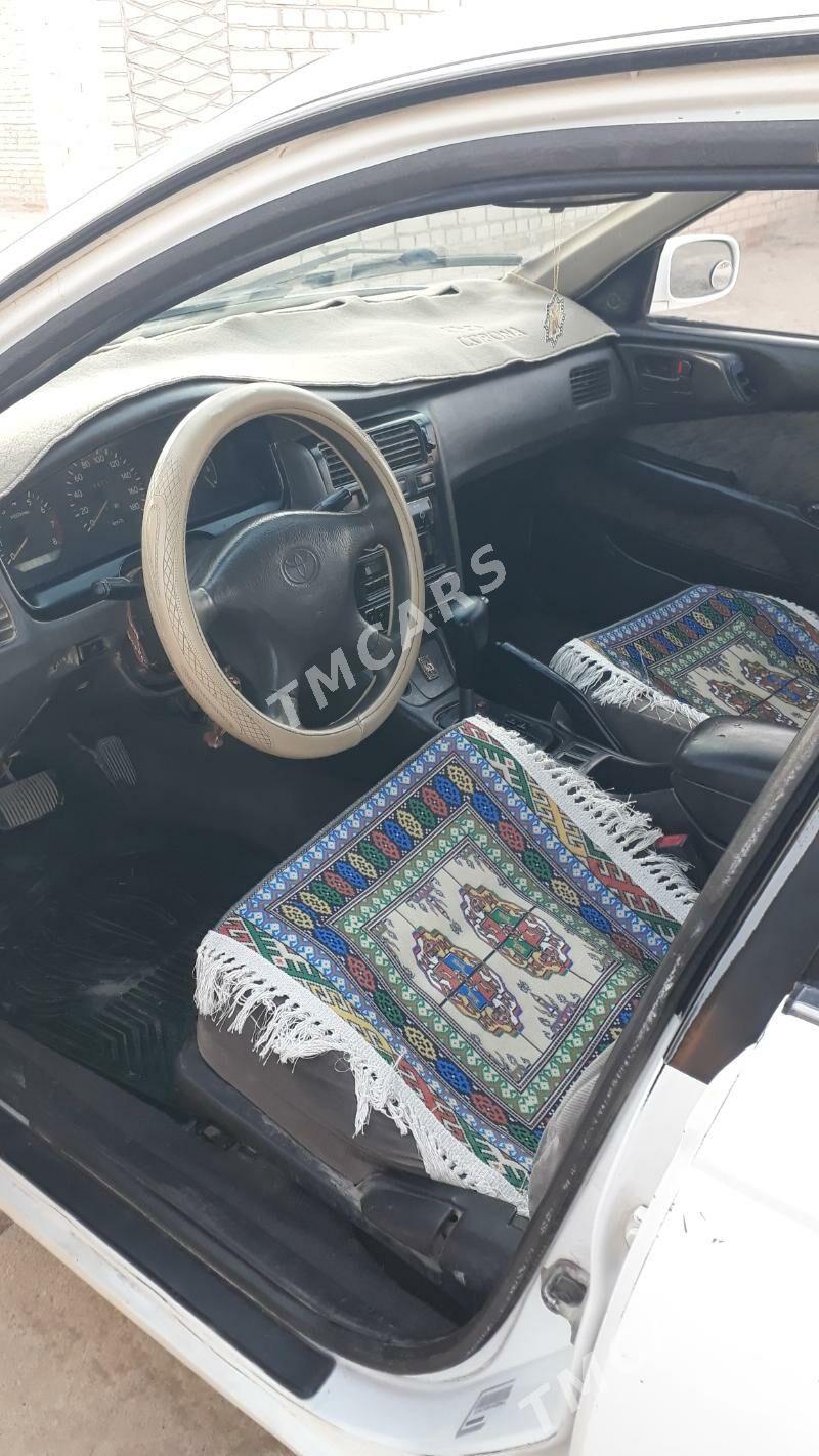 Toyota Corona 1995 - 60 000 TMT - Halaç - img 9