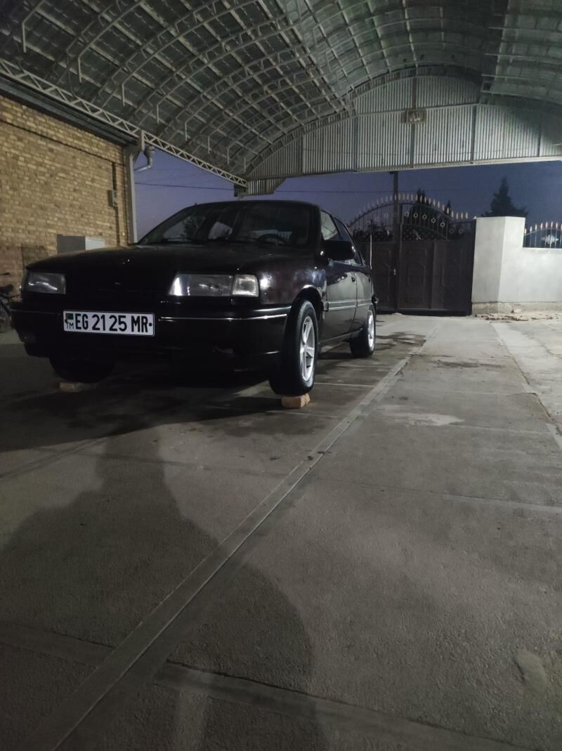 Opel Vectra 1994 - 40 000 TMT - Сакарчага - img 4