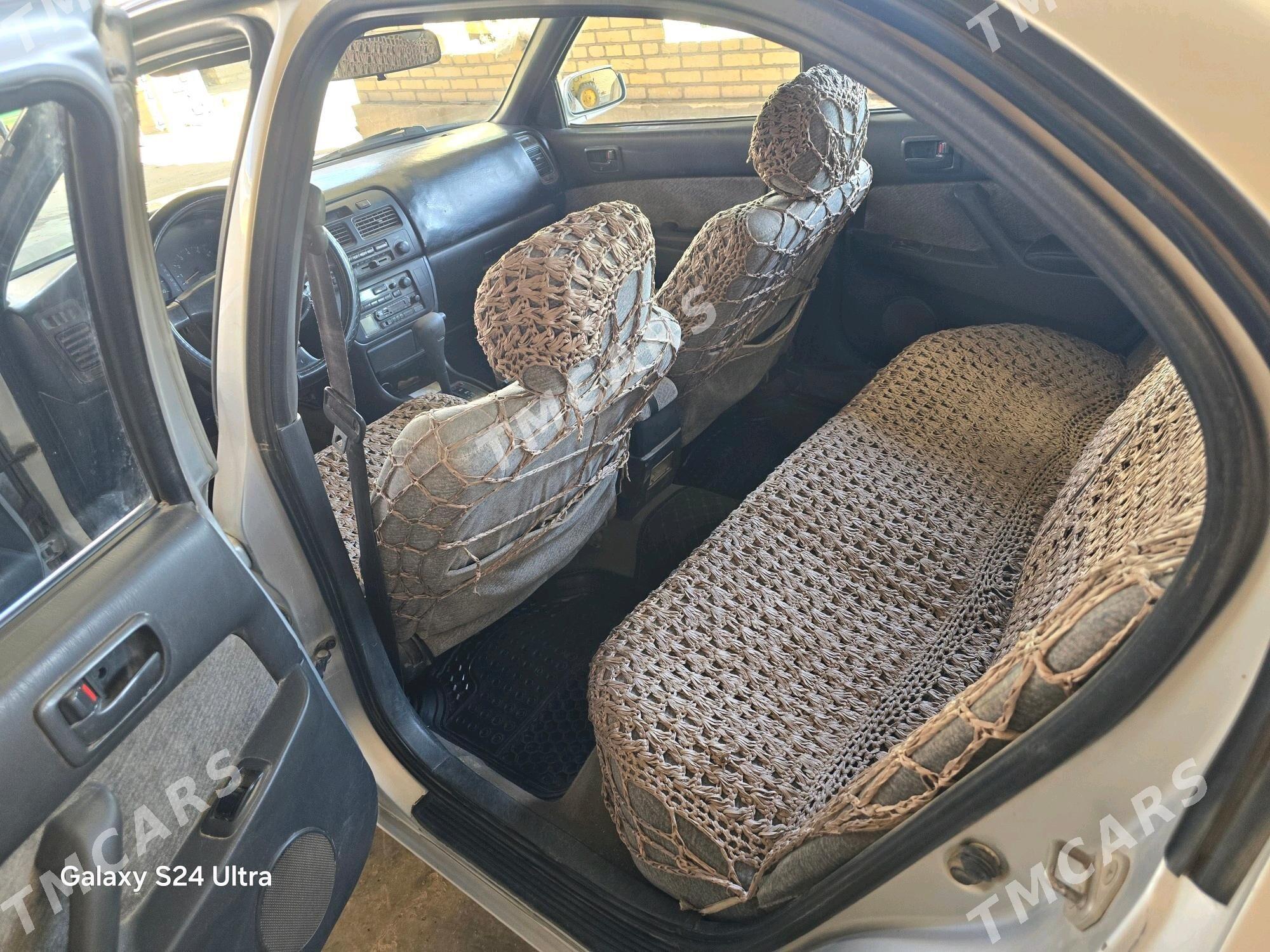 Toyota Camry 1995 - 45 000 TMT - Saýat - img 2