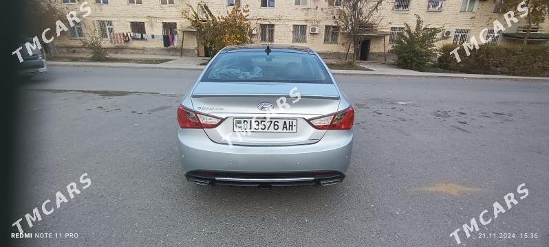 Hyundai Sonata 2011 - 125 000 TMT - Кака - img 8